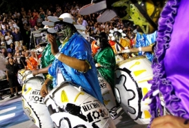 Portal 180 - C 1080 ganó el Desfile de Llamadas