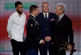 Portal 180 - Clint Eastwood convocó a tres héroes de la vida real para que se interpreten a sí mismos