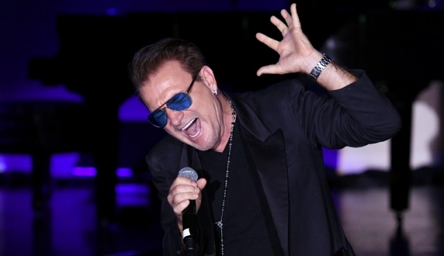 U2 estrenó U2 estrenó