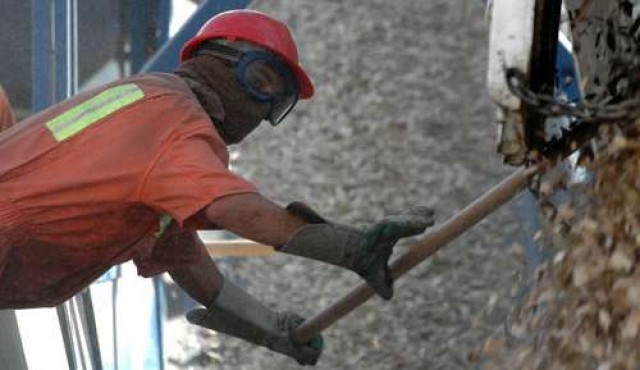La tasa de desempleo bajó a 7,6 % en julio