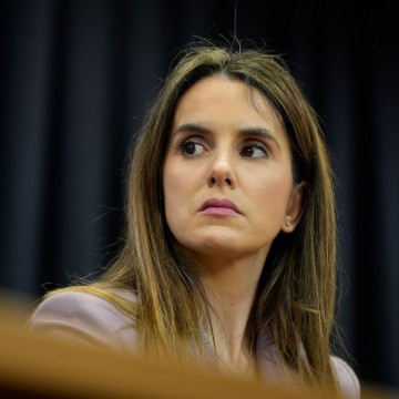 Ache y su estrategia para no mostrar la declaración de su esposo