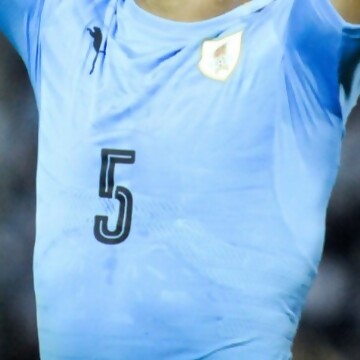 ¿Ser futbolista profesional de elite a cambio de ser mufa de la Selección?