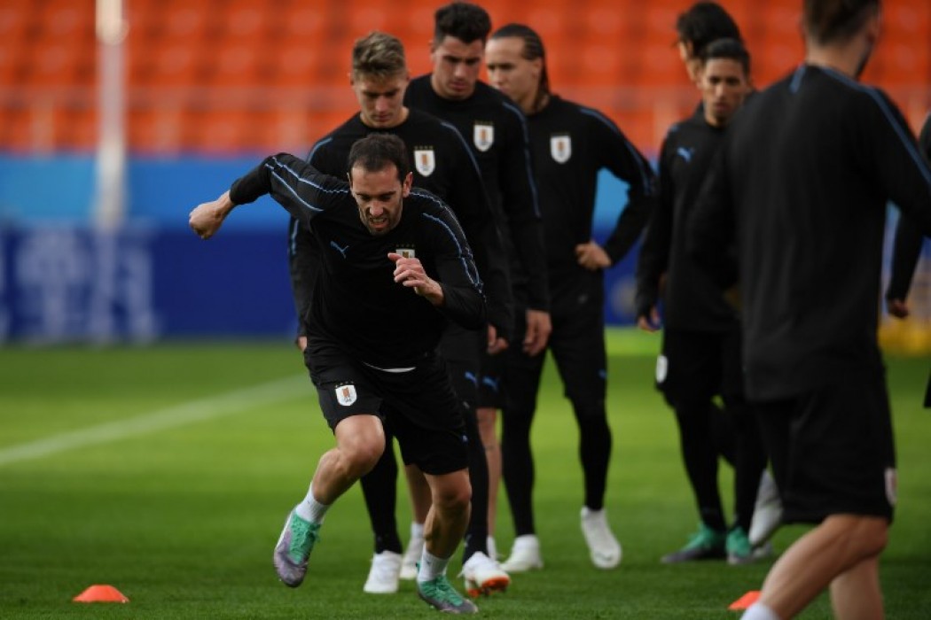 Uruguay entrenó en el Arena Ekaterimburgo — Galerias | Del Sol 99.5 en el Mundial Rusia 2018