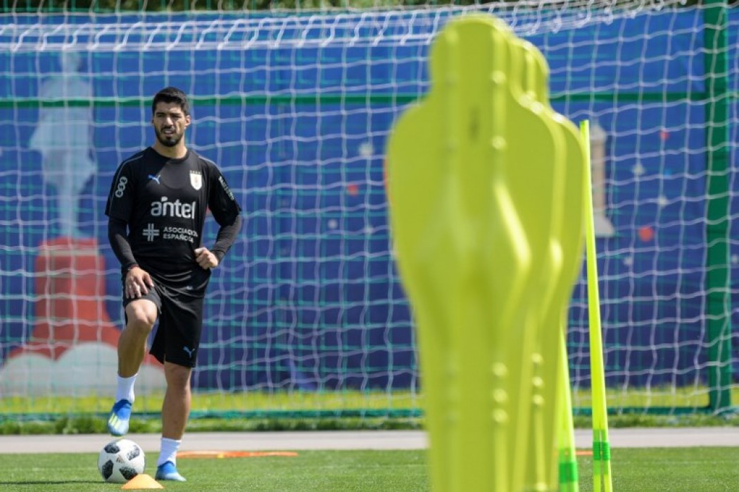 Uruguay entrenó pensando en Arabia — Galerias | Del Sol 99.5 en el Mundial Rusia 2018