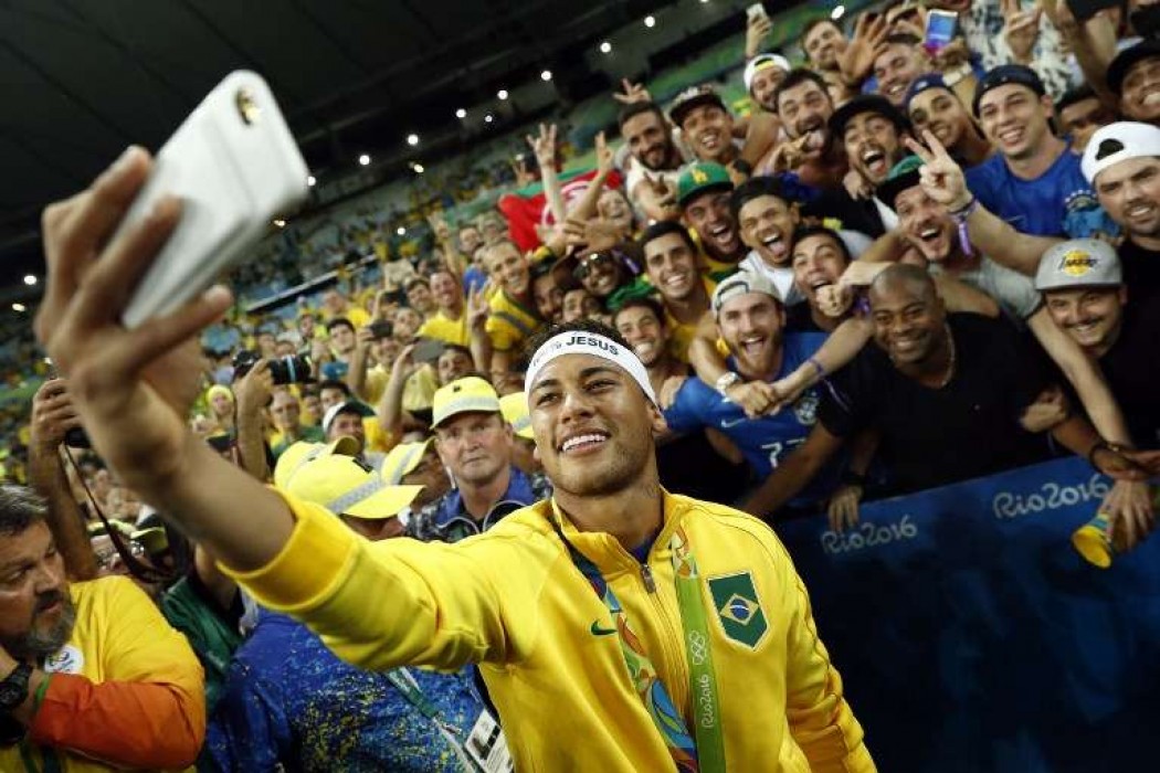Funcionarios brasileños tendrán jornadas reducidas cuando juegue su selección — Noticias | Del Sol 99.5 en el Mundial Rusia 2018