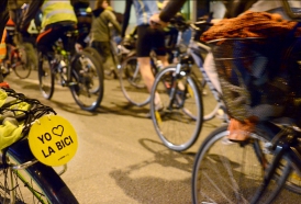 Portal 180 - Proyecto de ley propone peatones sin celular y ciclistas sin auriculares