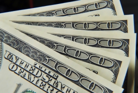 Portal 180 - Dólar bajó 0,14%