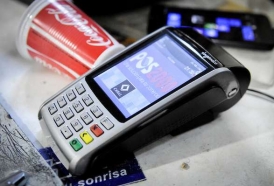 Portal 180 - Presidencia y ministerios: los únicos obligados a aceptar tarjeta de débito y dinero electrónico