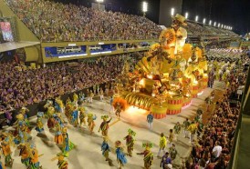 Portal 180 - El Carnaval de Rio mezcla política con glamour en el Sambódromo