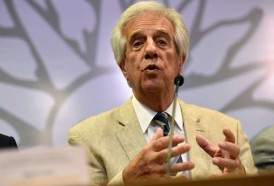 Portal 180 - Vázquez felicitó a presidente de Paraguay por "elección" y al de Cuba por "asunción"