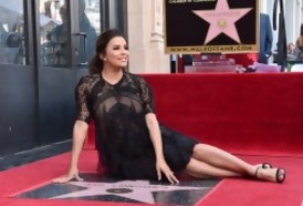 Portal 180 - “Un triunfo” latino: Eva Longoria recibe estrella en Hollywood