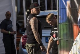 Portal 180 - Tensiones en torno a un festival neonazi alemán en recuerdo de Hitler