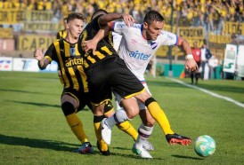 Portal 180 - Nacional juega mejor y mantiene la diferencia pero le da vida a Peñarol