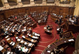 Portal 180 - Impuesto a jubilaciones militares no llegó al voto 50