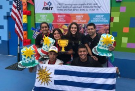 Portal 180 - Liceales de Las Toscas de Caraguatá ganan primer premio en concurso en EEUU