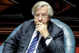 Portal 180 - Astori presentó proyecto de Rendición de Cuentas a legisladores del FA