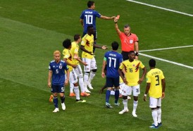 Portal 180 - Primera roja del Mundial: el colombiano Carlos Sánchez