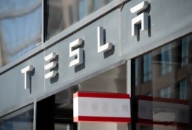 Portal 180 - Al dejar la bolsa, Tesla se sacaría la presión de los mercados