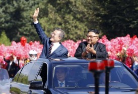 Portal 180 - El presidente surcoreano aclamado a su llegada a Pyongyang
