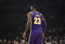 Portal 180 - LeBron superó los 32.292 puntos de Jordan