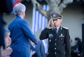 Portal 180 - Nuevo comandante del Ejército agradeció la gestión de Manini Ríos