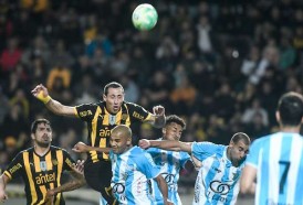 Portal 180 - Peñarol jugó mal y dejó escapar el tren