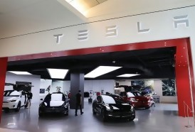Portal 180 - Tesla considera desplegar en 2020 “robotaxis” con autoconducción
