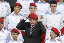 Portal 180 - Bolsonaro preocupado por una posible victoria de Cristina Kirchner en Argentina