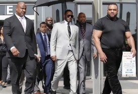 Portal 180 - R. Kelly, arrestado por abuso sexual de menores y pornografía infantil