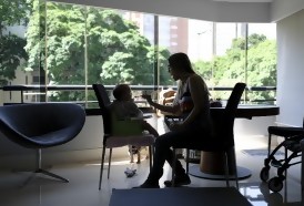 Portal 180 - Los alimentos para bebé tienen demasiado azúcar, advierte la OMS