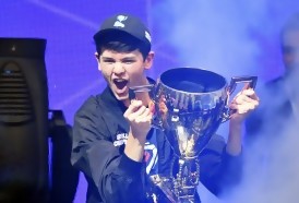 Portal 180 - Un estadounidense ganó tres millones de dólares en el Mundial de Fortnite