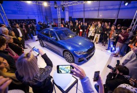Portal 180 - En su gran evento anual, BMW presentó un ícono renovado: el nuevo Serie 3