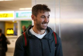 Portal 180 - El español Xisco llegó a Uruguay y firmó con Peñarol