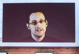 Portal 180 - Snowden puede buscar otro refugio pero está más seguro en Rusia, dice su abogado