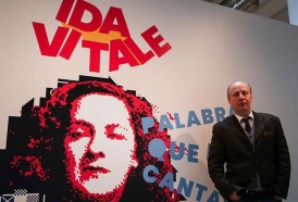 Portal 180 - Una “ópera grandilocuente” sobre vida y obra de Vitale se exhibe en el CCE