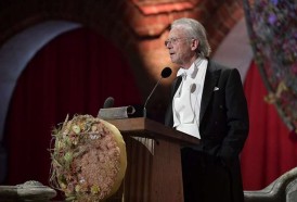 Portal 180 - Kosovo declara al Nobel de Literatura Peter Handke “persona non grata”