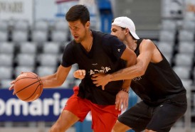 Portal 180 - Djokovic “desolado” tras dar positivo de covid-19