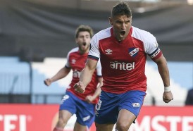 Portal 180 - Nacional ganó en Buenos Aires y puso un pie en octavos de la Libertadores