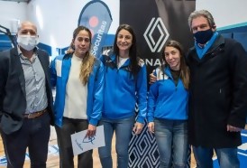 Portal 180 - Renault apoya al primer equipo profesional de básquetbol femenino de Uruguay