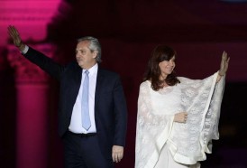 Portal 180 - En medio de la crisis, presidente argentino no ha aceptado renuncias de ministros