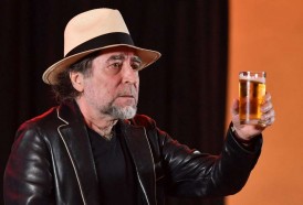 Portal 180 - Sabina: “He llegado a los 72 años y aún no me considero un hijo de puta”