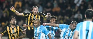 Portal 180 - Peñarol jugó mal y dejó escapar el tren