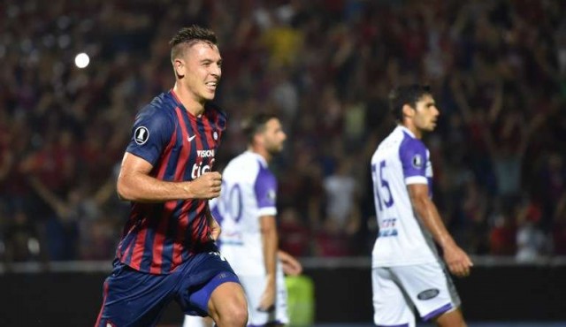 Resultado de imagen para gol churÃn defensor