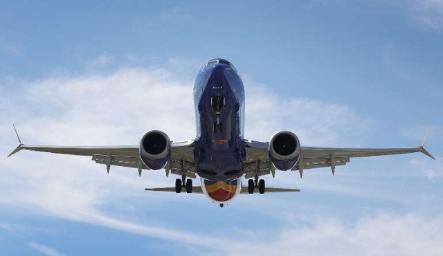 Tras accidente de Ethiopian Airlines, varios países inmovilizan los aviones Boeing 737 MAX 8