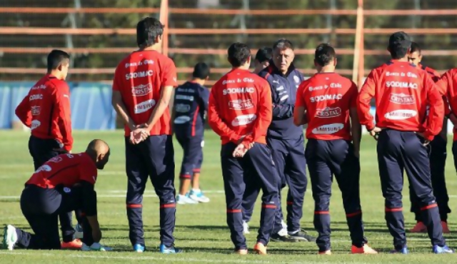 180 Com Uy Otro Escandalo En Seleccion Chilena