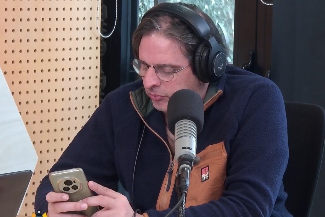 Jorge descubre el celular — DelSol | Del Sol 99.5 en el Mundial Rusia 2018