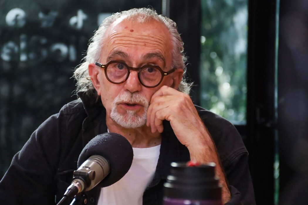 “Bichos políticos”: el libro de Hogue por los 40 años de democracia — DelSol | Del Sol 99.5 en el Mundial Rusia 2018