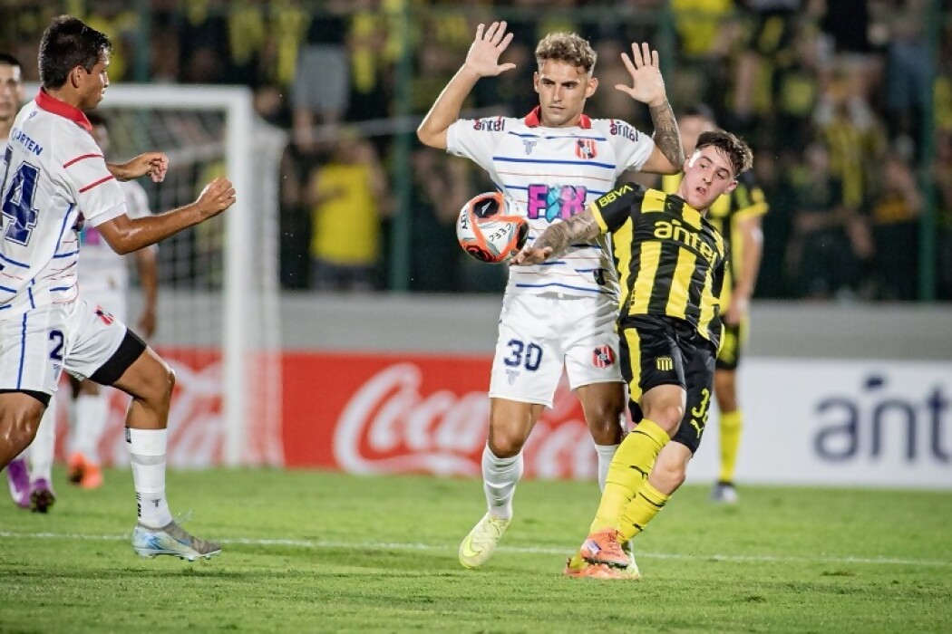 ❝Noche negra de Peñarol en Maldonado❞ — DelSol | Del Sol 99.5 en el Mundial Rusia 2018