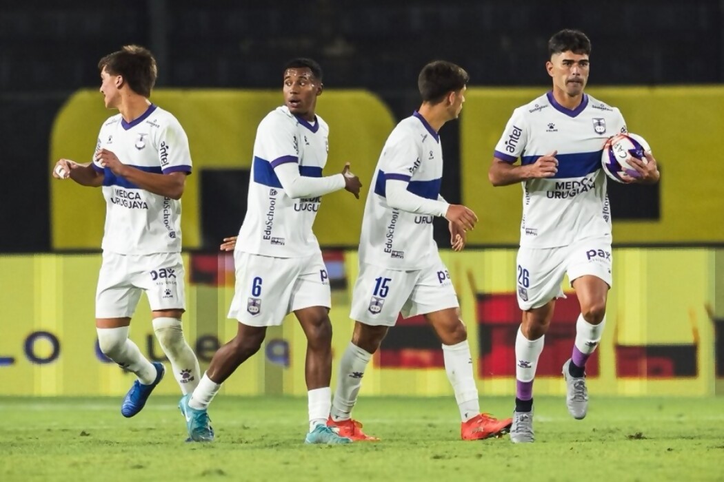 Peñarol 1 - 1 Defensor Sporting — DelSol | Del Sol 99.5 en el la Copa América 2019