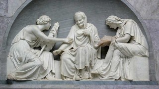 Grayas, arpías y moiras: los tríos de diosas - Segmento dispositivo - DelSol 99.5 FM